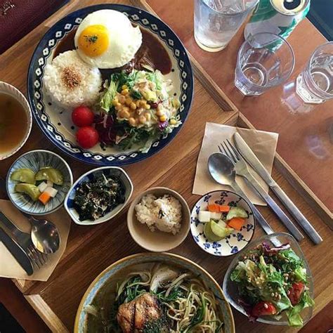 홍대 옆 가성비 좋은 경의선 숲길 맛집 7곳 데일리