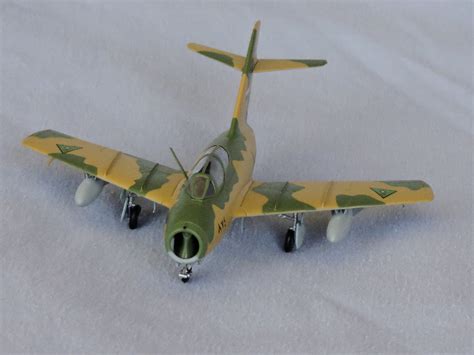 Mig Uti Iraqi Air Force Late Pre Built Plastic Model