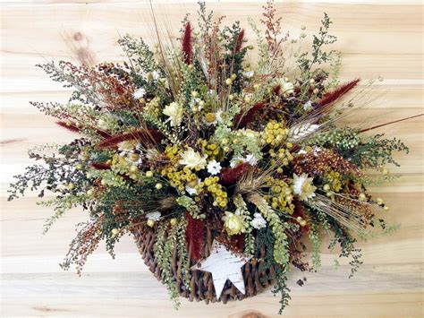 Autumn Dried Flower Wall Basket Arrangement