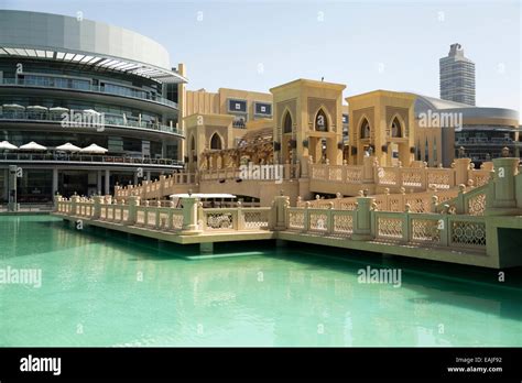 Souk Al Bahar Bridge Dubai Mall Dubai United Arab Emirates Stock