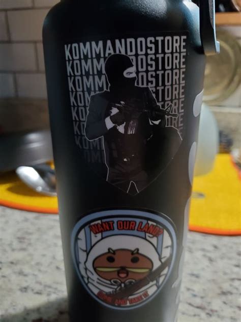Kommandostore Crest Hero Sticker