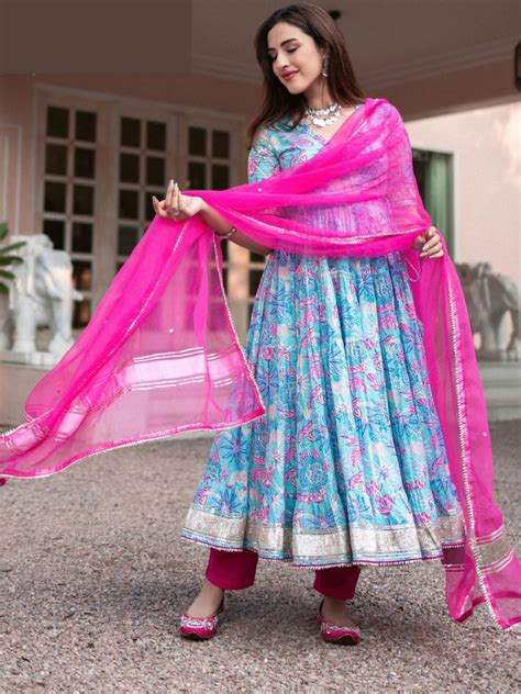 Salwar Suits – Allthatsdesi