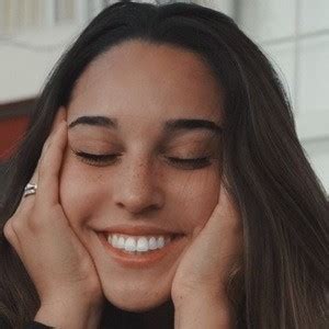 6 Hot Sexy Gaby Obregon Bikini Pics