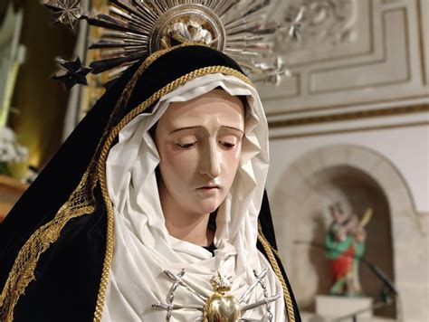 Comienzan Los Trabajos Del Nuevo Manto Procesional De La Virgen De Las