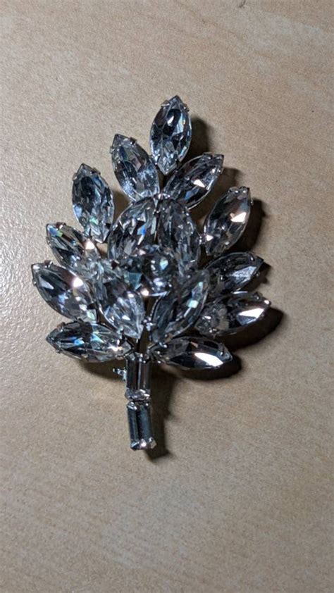 Vintage Rhinestone Leaf Gem