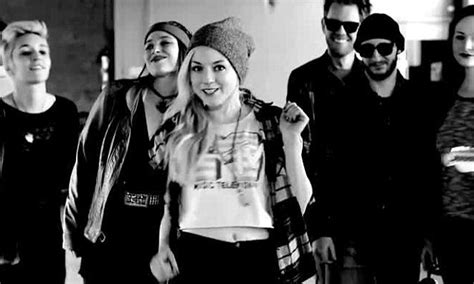 Walking Deads Emily Kinney Returns In New Music Video Rockstar Daily