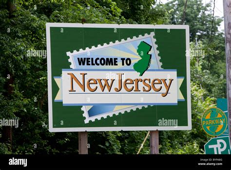 USA, New Jersey, Welcome to New Jersey highway sign Stock Photo - Alamy