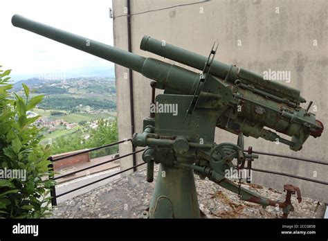 Cannone Da Guerra Cannone Hi Res Stock Photography And Images Alamy