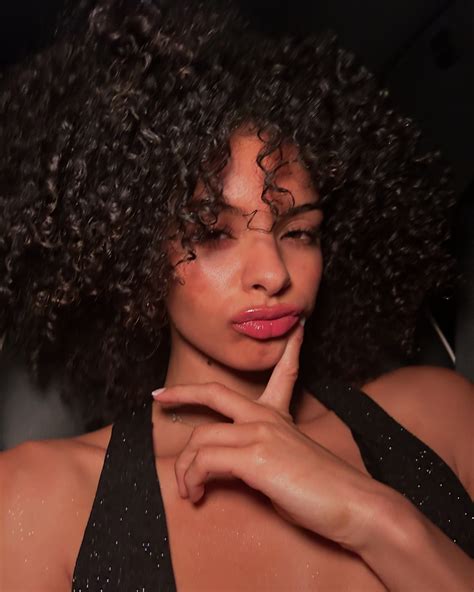 Ally Renee | 🩷 ️💛 | Instagram