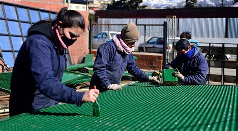 Jornada el IDESA reportó que seis de cada 10 argentinos trabajan menos