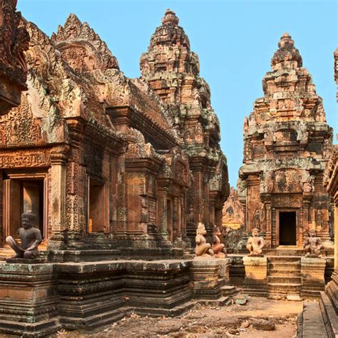 Banteay Srei Der Tempel Der Ornamente