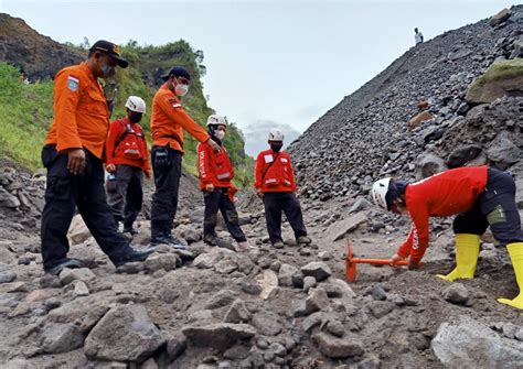 Tim SAR Terus Lakukan Pencarian Korban Hilang Terseret Banjir Lahar