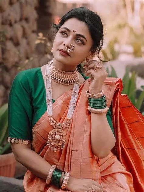 In Pics Prarthana Behere S Redefines Elegance In Nauvari Saree Times