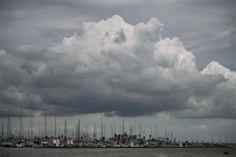 La tempête tropicale Béryl s approche du Texas