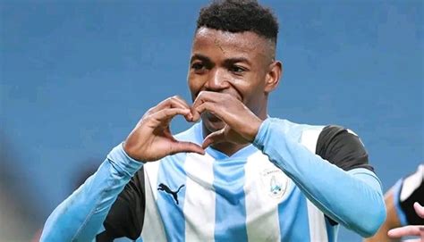 Gelson Dala Campe O Pela Equipa Do Al Wakrah Go Apostas Angola