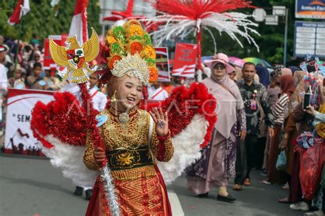 Karnaval Kemerdekaan Ri Antara Foto