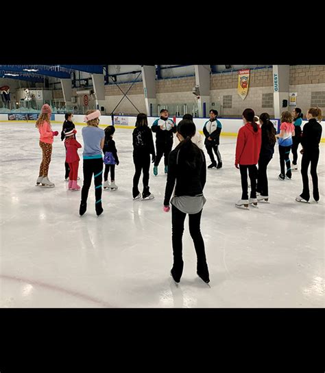 To Skate Group And Private Lessons Skatetown Ice Arena Roseville Ca