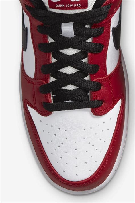 Fecha De Lanzamiento De Los Nike Sb Dunk Low Pro Varsity Red And White