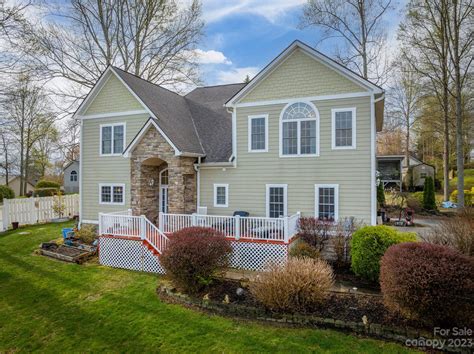 Customers are raving about the staff at ace hardware hendersonville nc 13