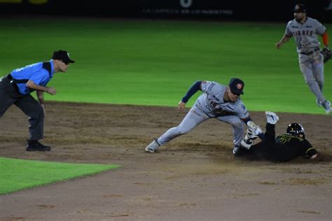 Los Pericos Enjaulan A Los Tigres Y Emparejan La Serie