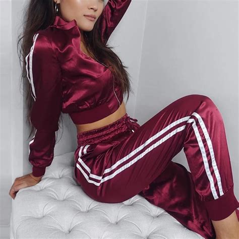 Chictorso Fashion Women Tracksuit Satin Two Piece Set Casual Long Sleeve Striped Cropped Tops