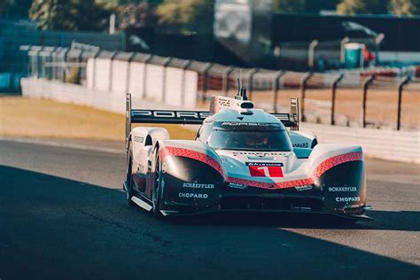 Timo Bernhard Smashes Nurburgring Nordschleife Lap Record The