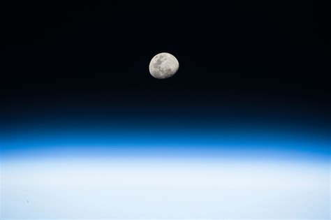 What Does NASA’s New Discovery of Water on the Moon Mean? | Twin Cities ...