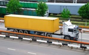 A Primeira Frota De Caminh Es El Tricos Do Brasil