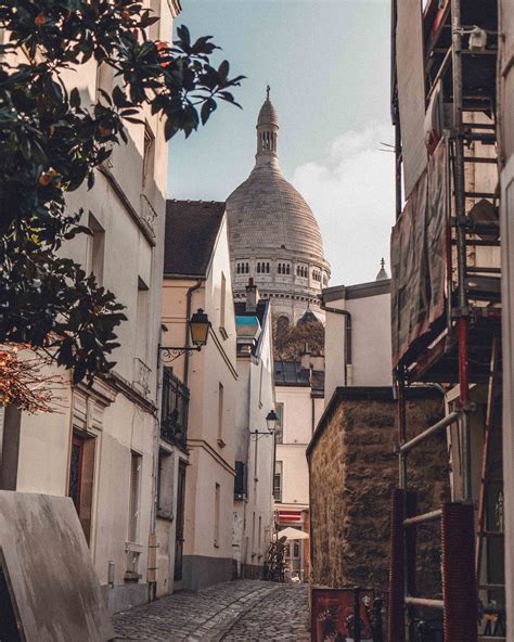 An Insider's Guide to the 30+ Best Things to do in Montmartre | solosophie