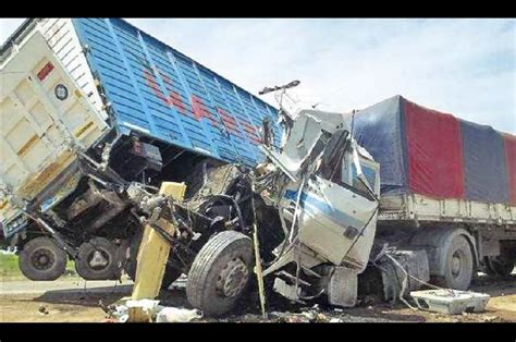 Un Camionero De A Os Falleci Tras Protagonizar Un Choque Frontal