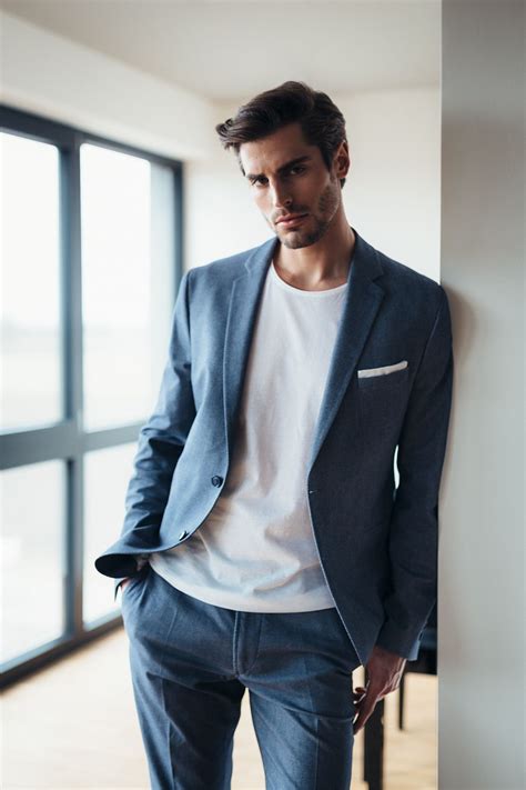 Ghim của Reischmann trên Modern Man Spring/Summer 2017