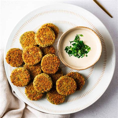 Easy Baked Falafel With Canned Chickpeas Non Guilty Pleasures