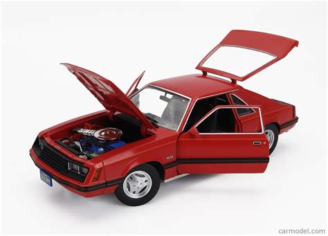 Greenlight Scale Ford Usa Mustang Coupe Charlie S