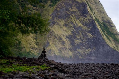 The Big Island: Everything You Need to Know to Hike to Waimanu Valley