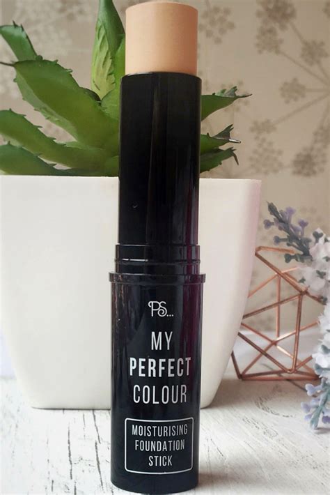 Testing Primark Makeup Moisturising Foundation Stick Moisturizing