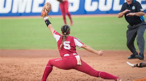 Ncaa Softball Womens College World Series Texas Vs Oklahoma