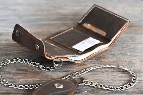 Leather Trifold Chain Wallet [Personalized] [Handmade]