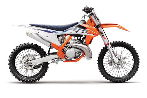 2022 TWO STROKE BUYER S GUIDE Dirt Bike Magazine