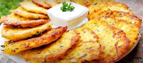 Что добавить в тесто для дерунов, чтобы они не темнели – рецепт | FoodOboz