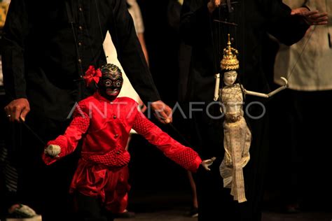 WAYANG ASEAN CHINA ANTARA Foto