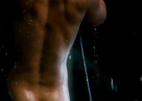 Edward Bluemel S Nude Debut ThisVid