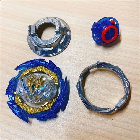 Yahooオークション ベイブレード バースト Beyblade Burst ランダム