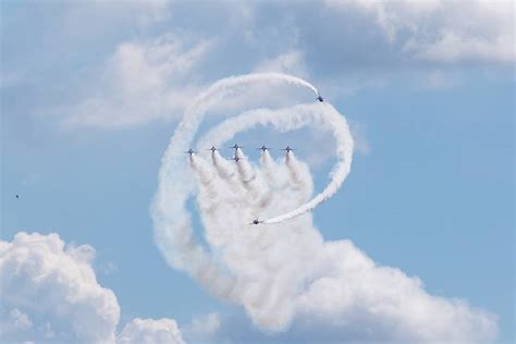 FOTO VIDEO Show U Zemuniku Piloti Krila Oluje I Red Arrows Predstavili