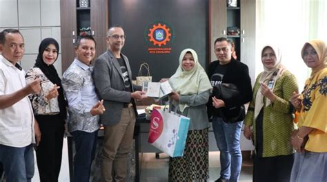 Disperin Ntb Sinergikan Industri Besar Dengan Ikm Lokal