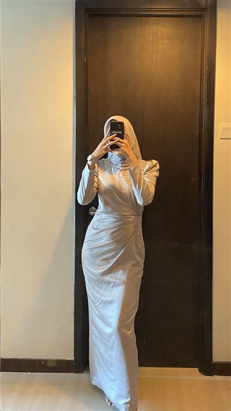 Pin Oleh Yolaa Di Ootd Gaun Dress Inspirasi Fashion Hijab Model Baju