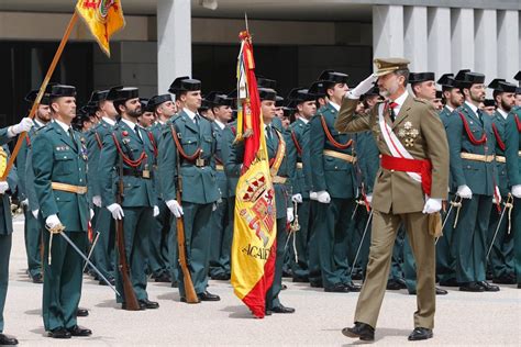 Guardia Civil Oposiciones Requisitos Para Ingresar Y Secciones