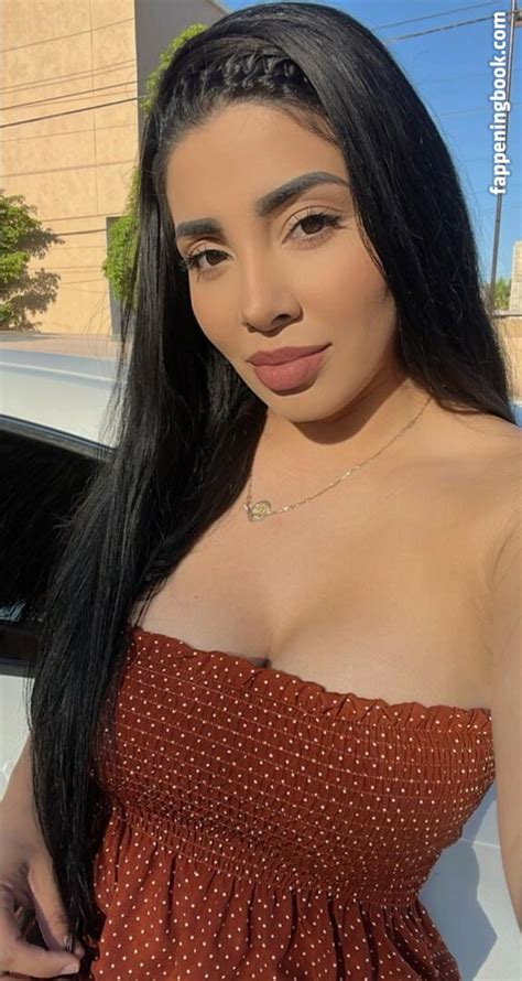 Keemie Kimmy Keemie Ugh Kiss Keemiecakes Nude OnlyFans Leaks Fappening FappeningBook