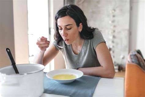 Stomach Flu Diet: What To Eat and Avoid if You're Sick