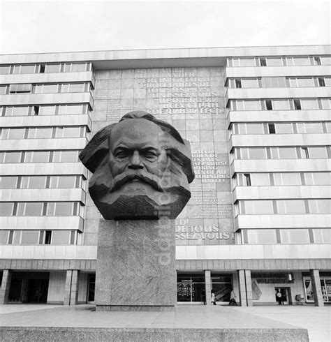 Chemnitz Das Karl Marx Monument In Karl Marx Stadt Heute Chemnitz In