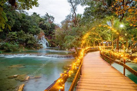 Vista Panor Mica De Las Cascadas En El Tamasopo Spa En La Huasteca